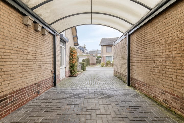 Foto 27 van Jacob Ruysdaelstraat 4