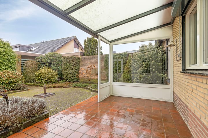 Foto 28 van Jacob Ruysdaelstraat 4