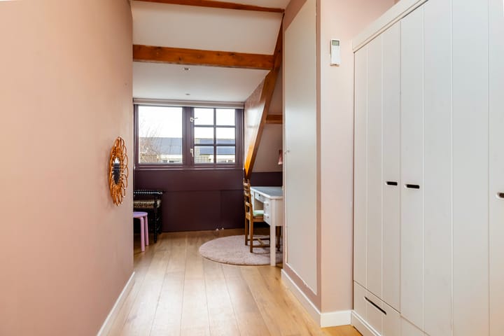 Photo 41 of Burgemeester van der Voort van Zijplaan 63