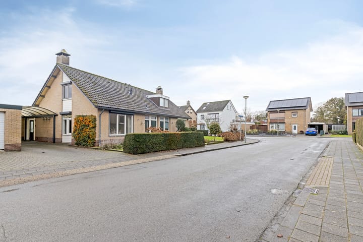 Foto 35 van Jacob Ruysdaelstraat 4