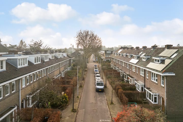 Photo 46 of Burgemeester van der Voort van Zijplaan 63