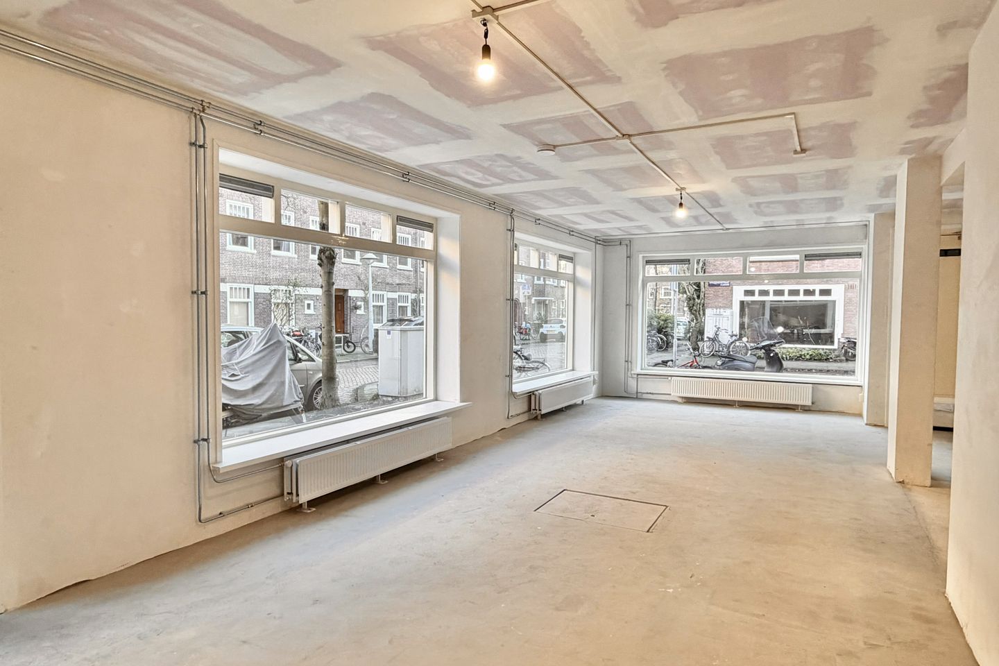 Bekijk foto 2 van Amazonenstraat 2-H