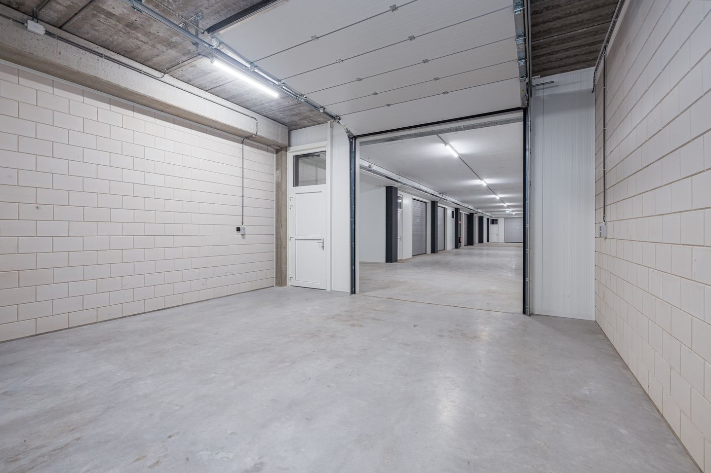 Bekijk foto 1 van Industrieweg 71-17