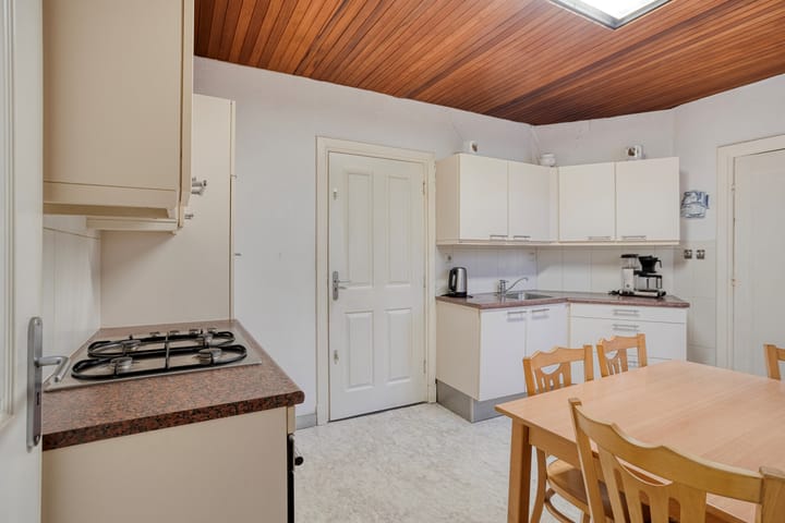 Foto 15 van Dorpstraat 104