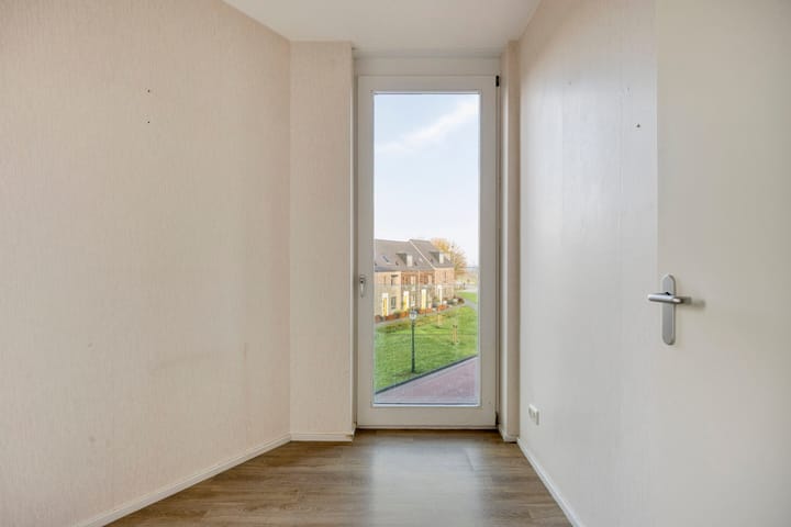 Photo 28 of Koninginnedijk 192