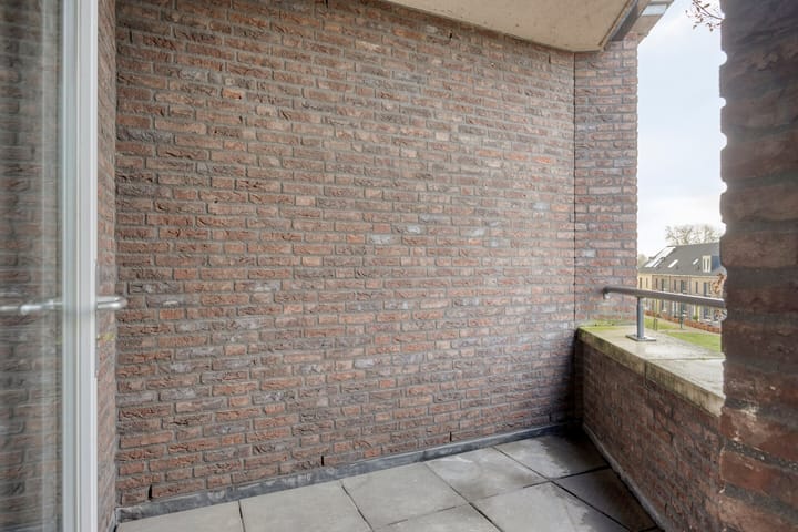 Photo 32 of Koninginnedijk 192