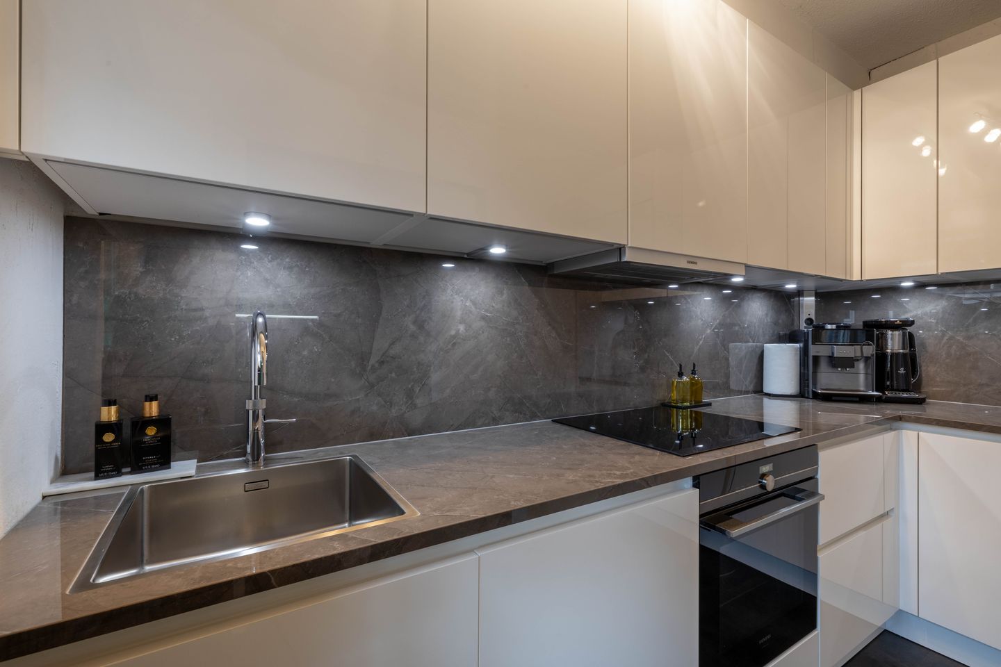 Foto 10 van Sweelincklaan 33