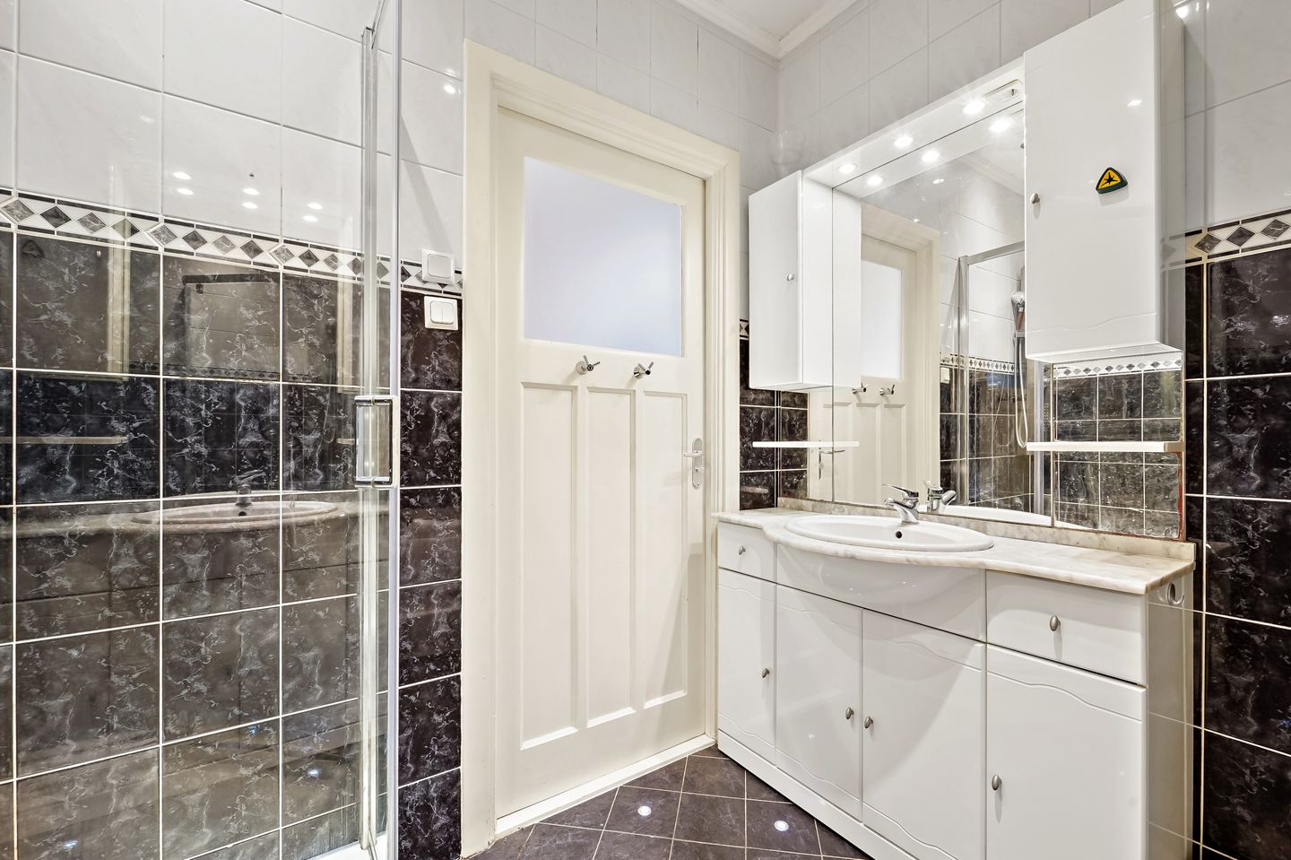 Foto 20 van Volkerakstraat 60