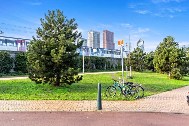 Photo 32 of Volkerakstraat 60