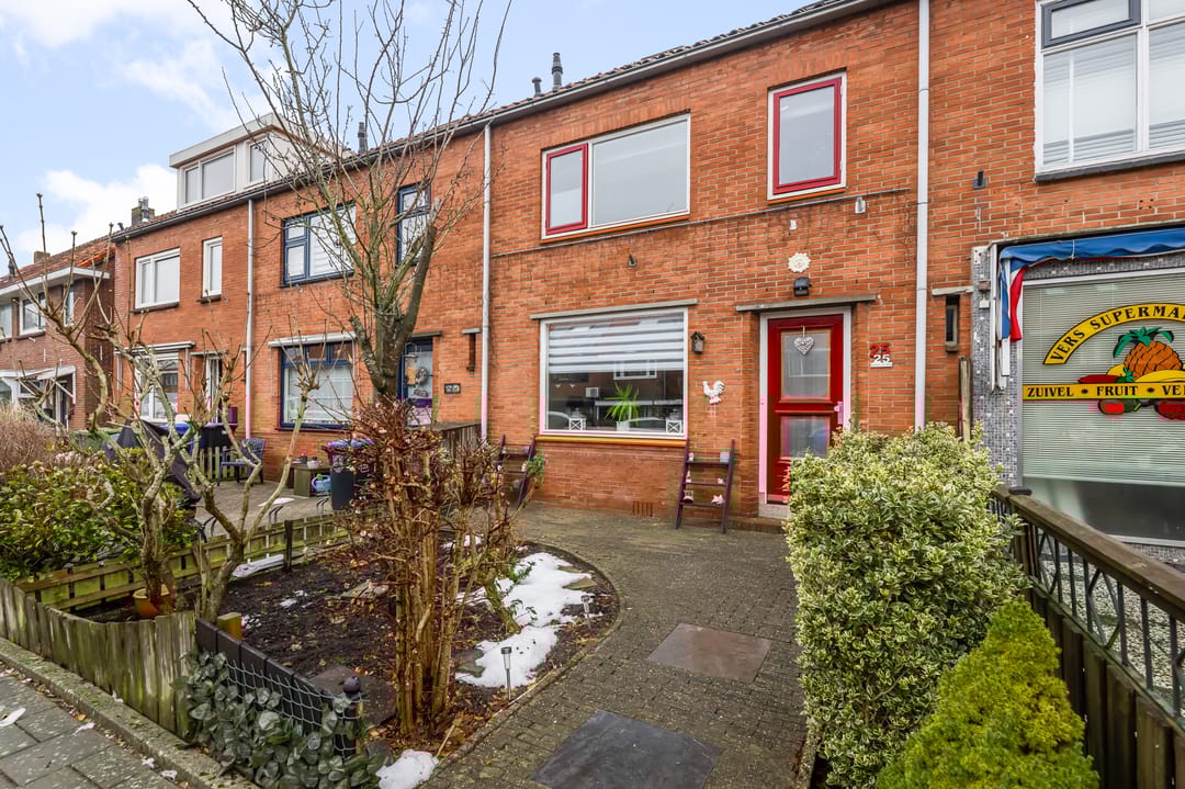 Photo 1 of Ruisdaelstraat 25