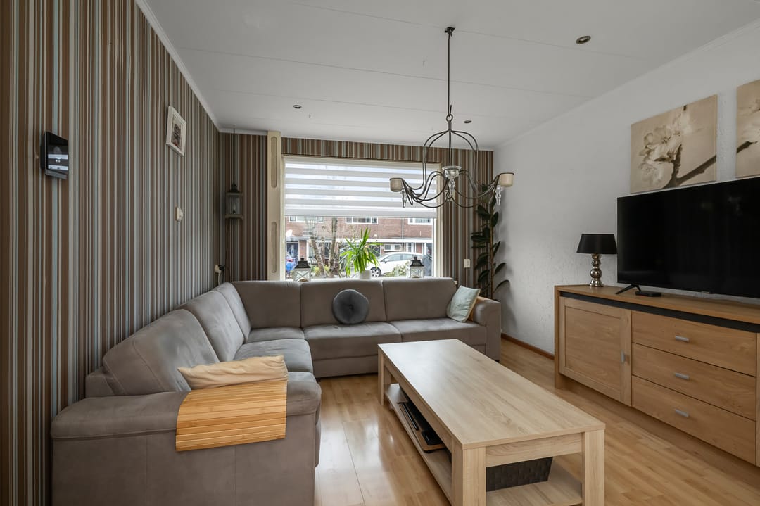 Photo 2 of Ruisdaelstraat 25