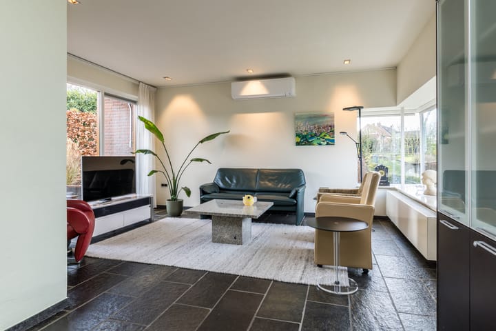 Foto 8 van Schoutstraat 2