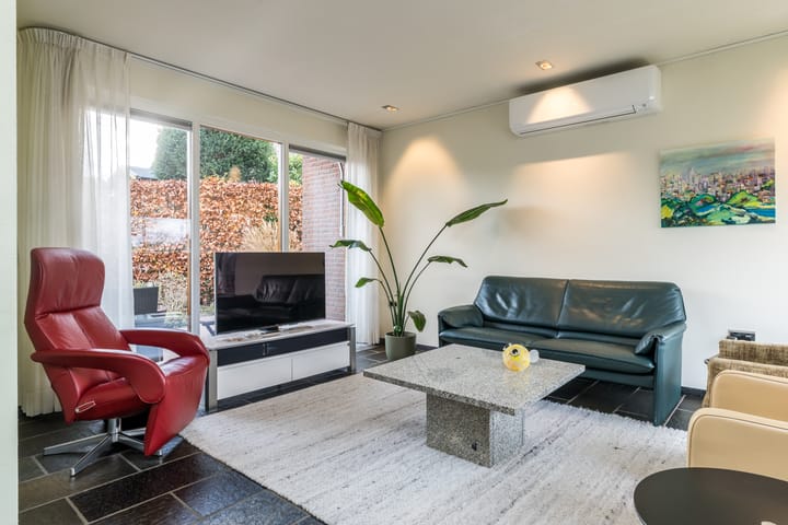 Foto 9 van Schoutstraat 2