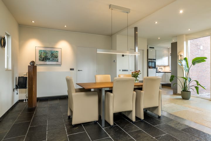 Foto 12 van Schoutstraat 2