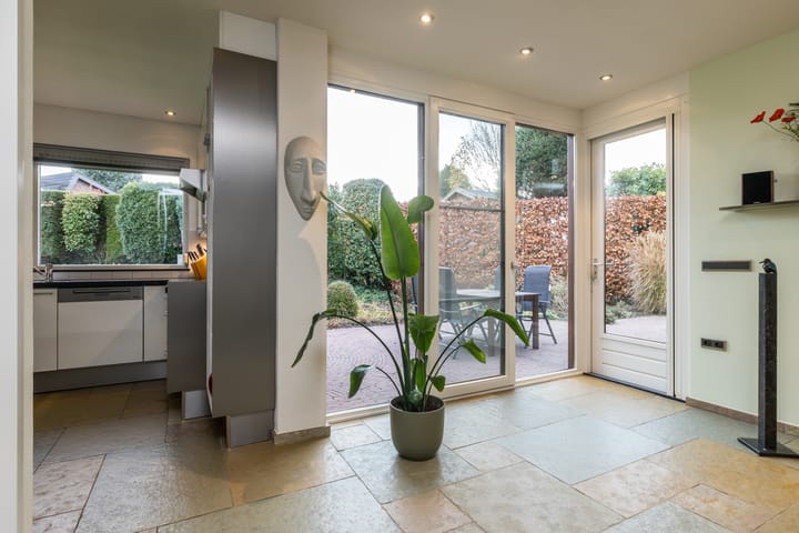 Foto 16 van Schoutstraat 2