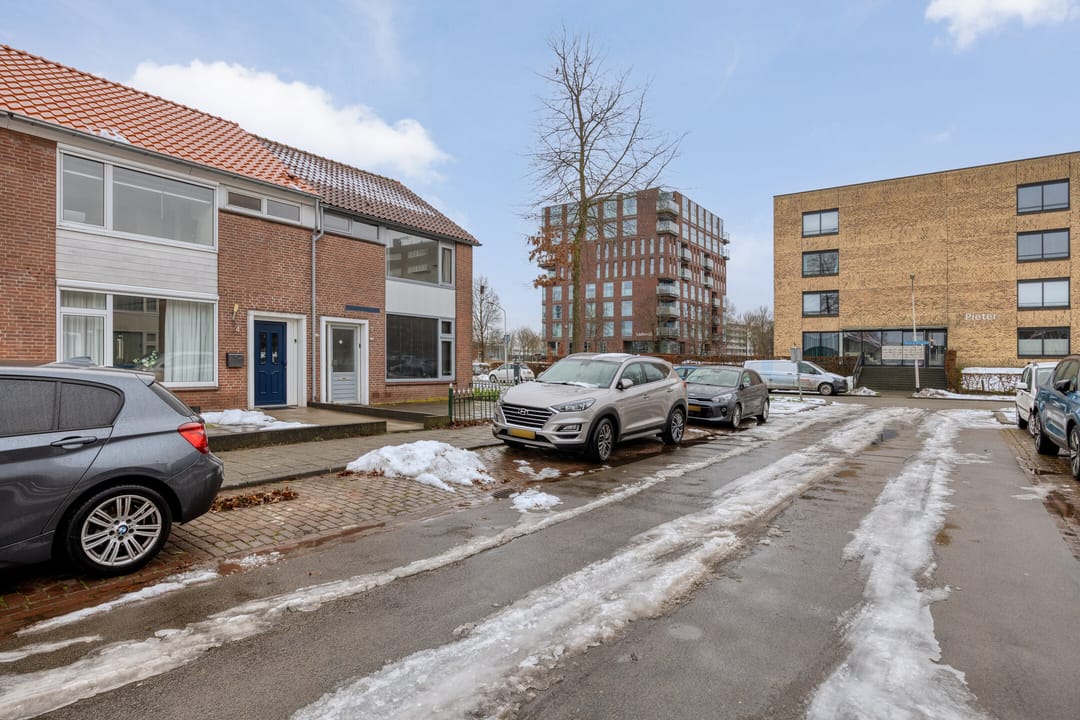 Photo 8 of Lodewijk Roelandtstraat 4