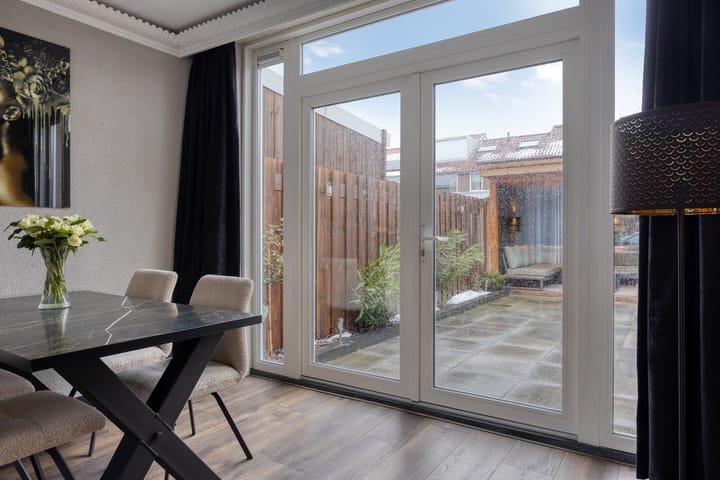 Foto 17 van Lodewijk Roelandtstraat 4