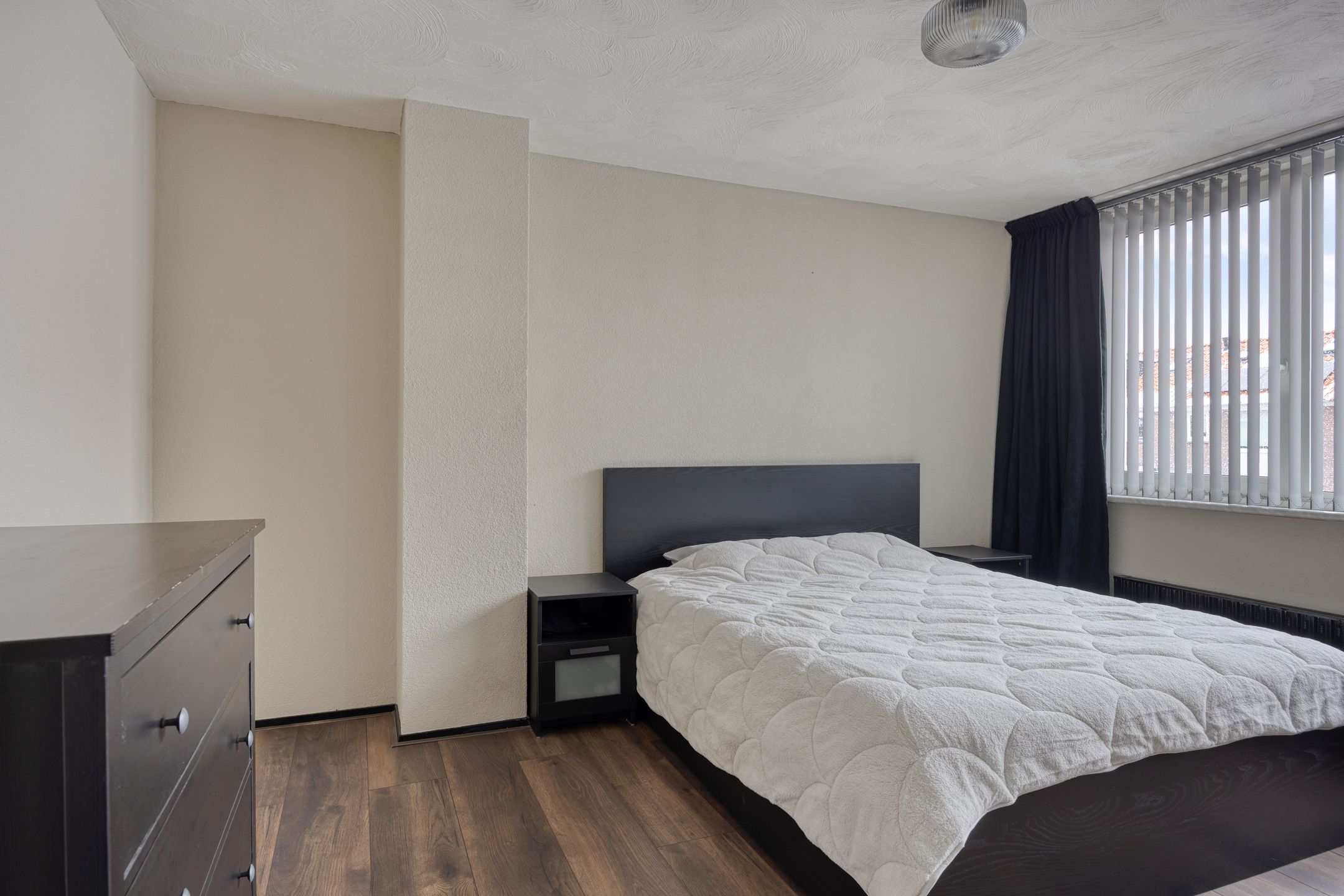 Photo 24 of Lodewijk Roelandtstraat 4