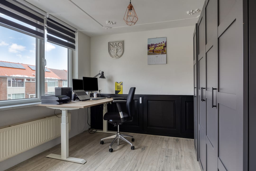 Photo 32 of Lodewijk Roelandtstraat 4