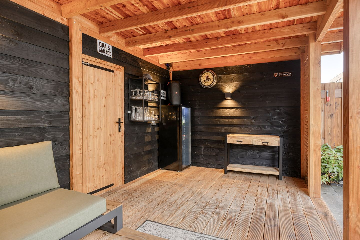 Photo 40 of Lodewijk Roelandtstraat 4