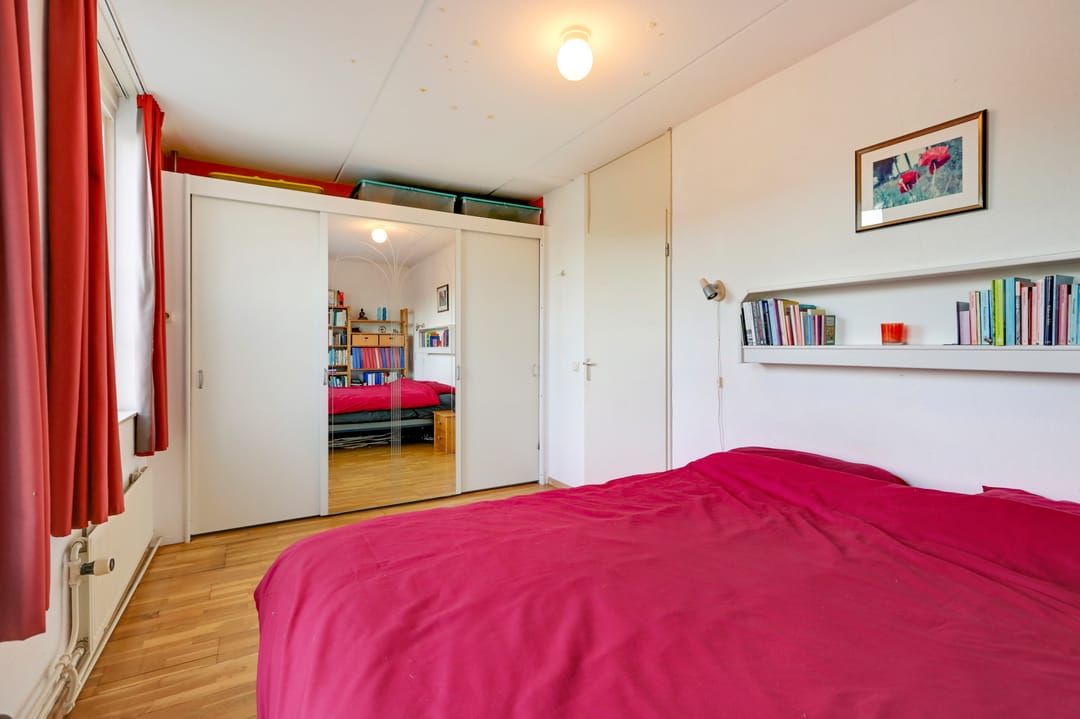 Photo 23 of Golden Delicious 95