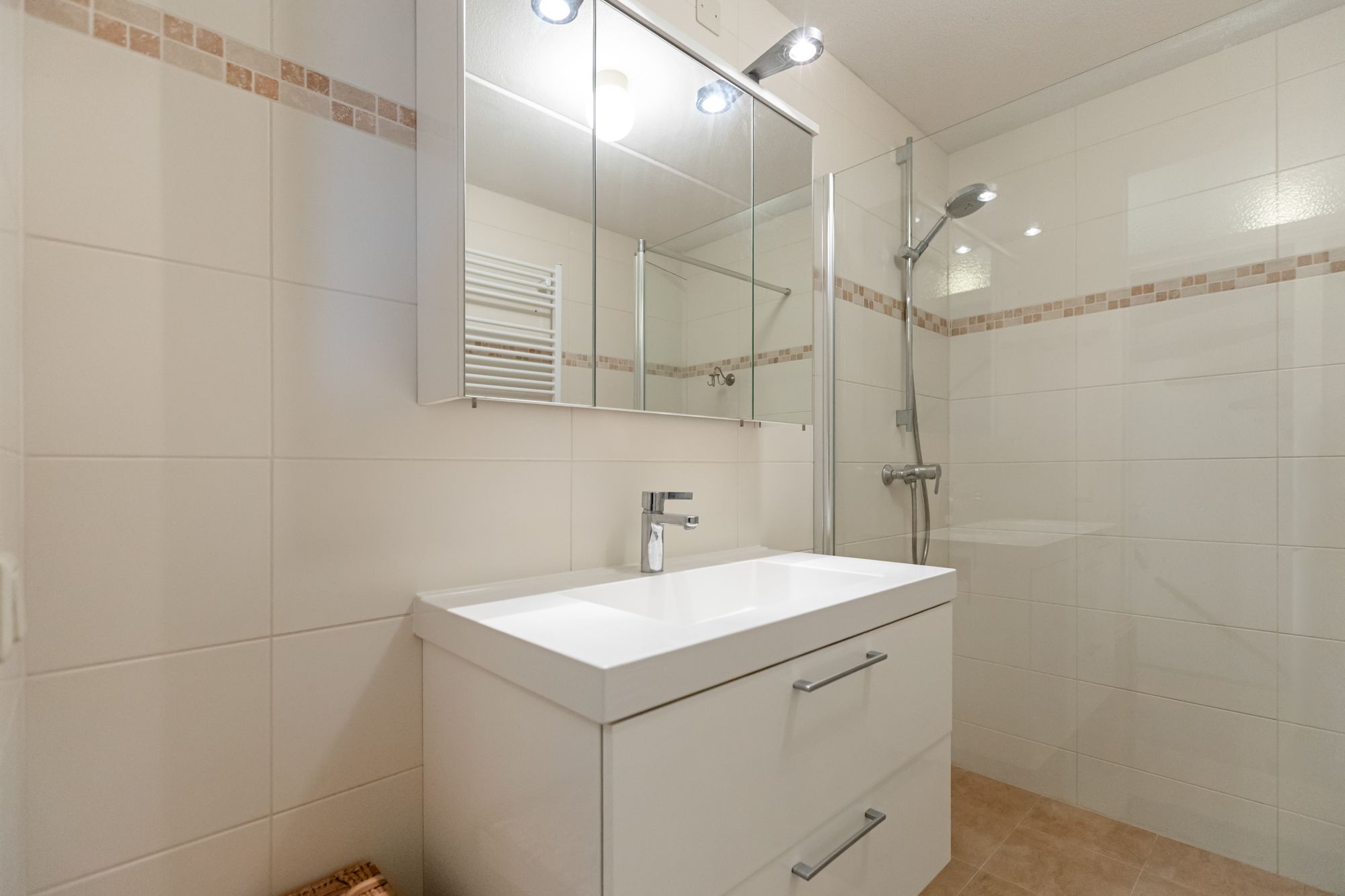 Photo 27 of Golden Delicious 95