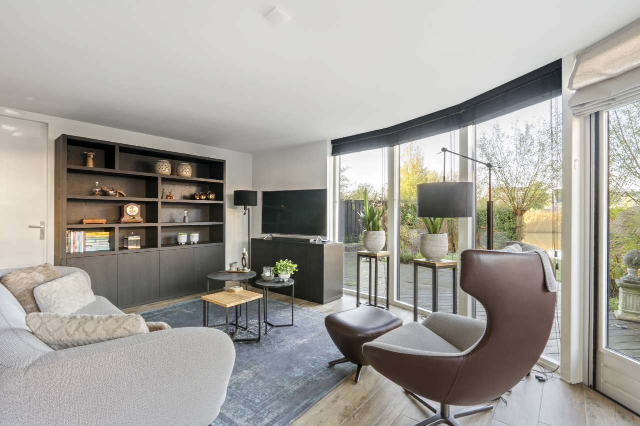 Foto 5 van Papegroet 6