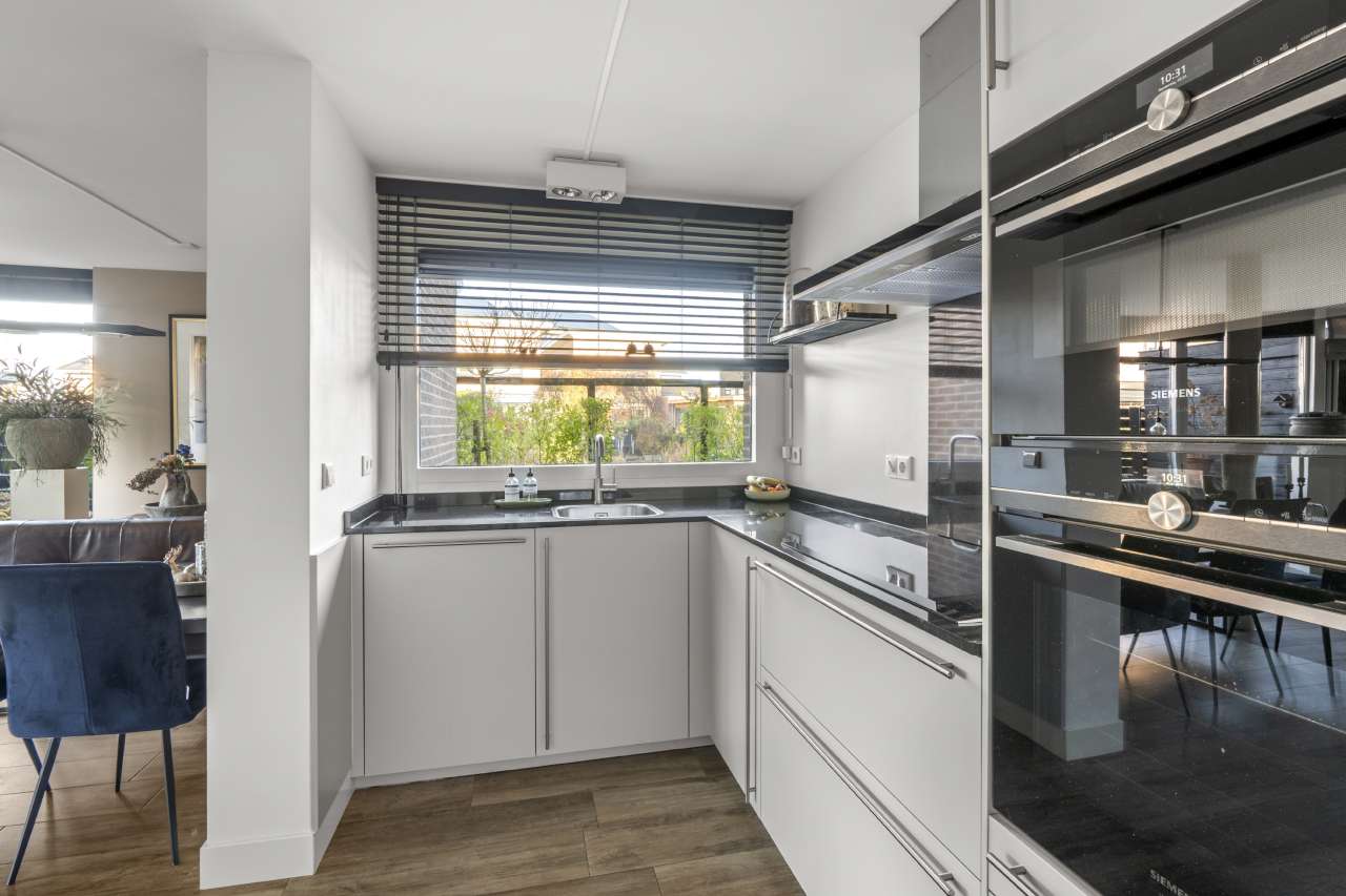 Foto 12 van Papegroet 6