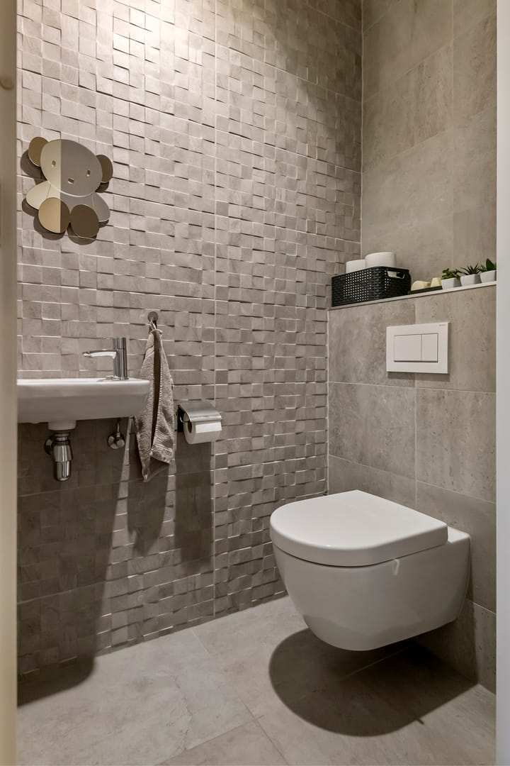 Photo 14 of Aardbeivlinder 68-23