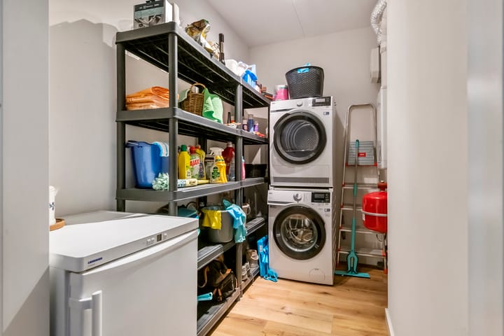 Photo 15 of Aardbeivlinder 68-23