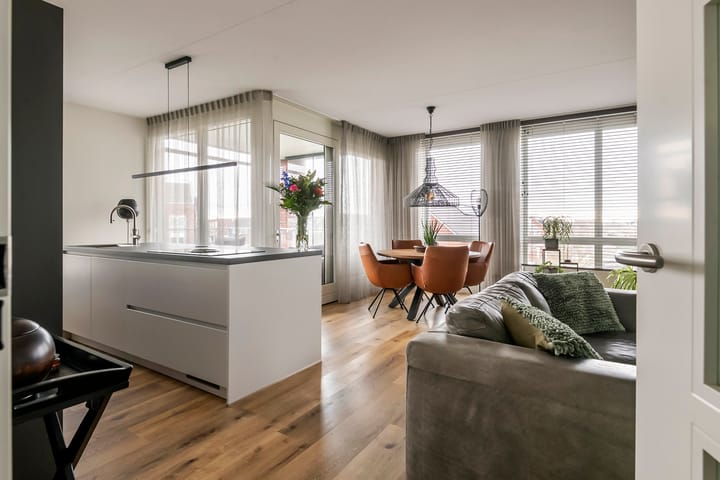 Photo 22 of Aardbeivlinder 68-23