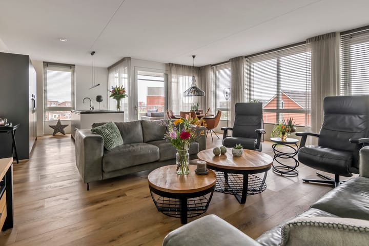 Photo 25 of Aardbeivlinder 68-23