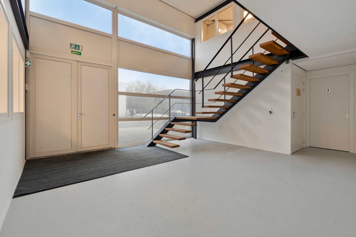 Bekijk foto 3 van Daniëlsweg 23