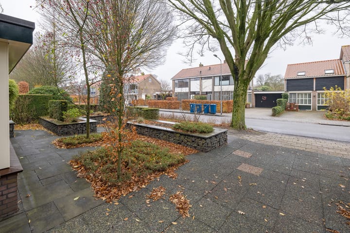 Foto 45 van Graaf van Lyndenlaan 3