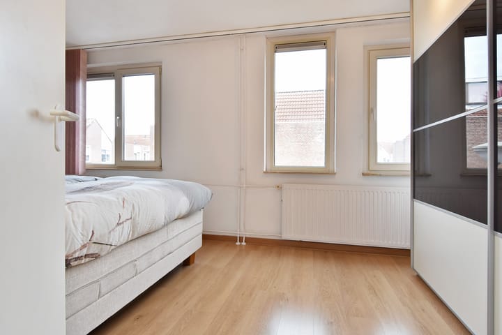 Foto 32 van Eric Satieplantsoen 14