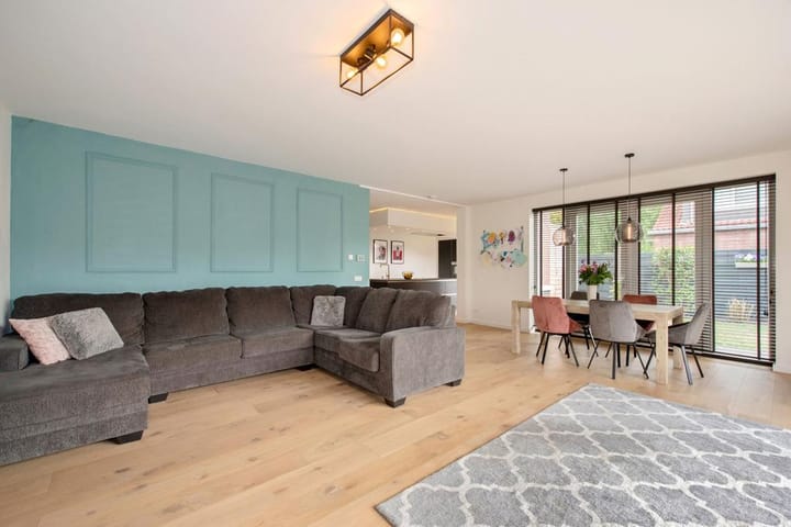 Foto 7 van Sir Winston Churchillln 1013-B