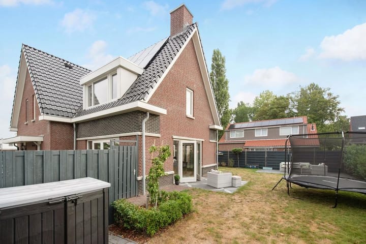 Foto 30 van Sir Winston Churchillln 1013-B