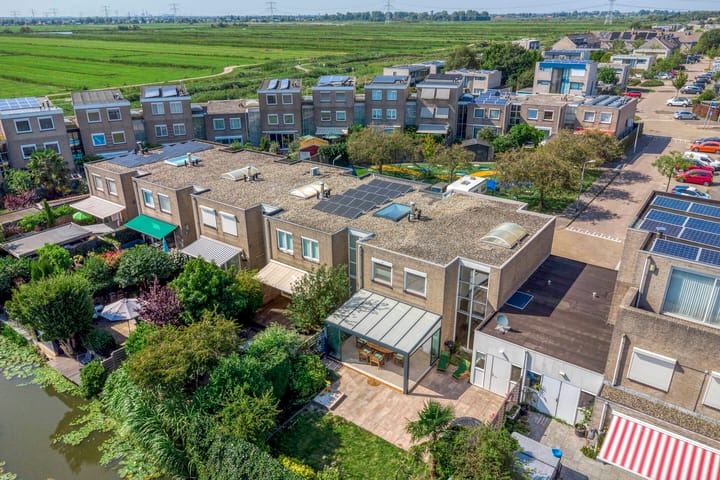 Photo 2 of Caro van Eyckstraat 85