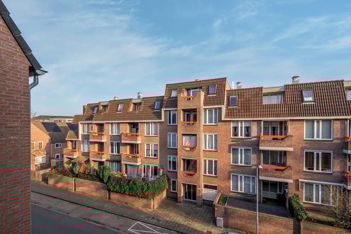 Foto 27 van Deken van Oppensingel 113