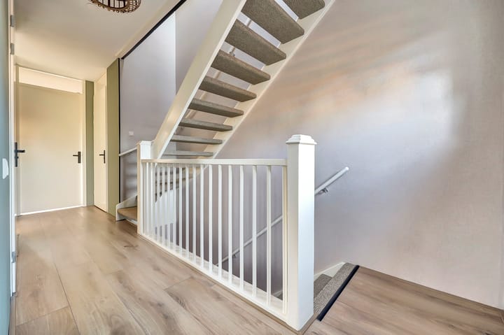 Photo 21 of Beugstraat 68