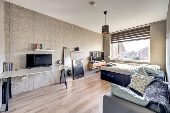 Photo 25 of Beugstraat 68