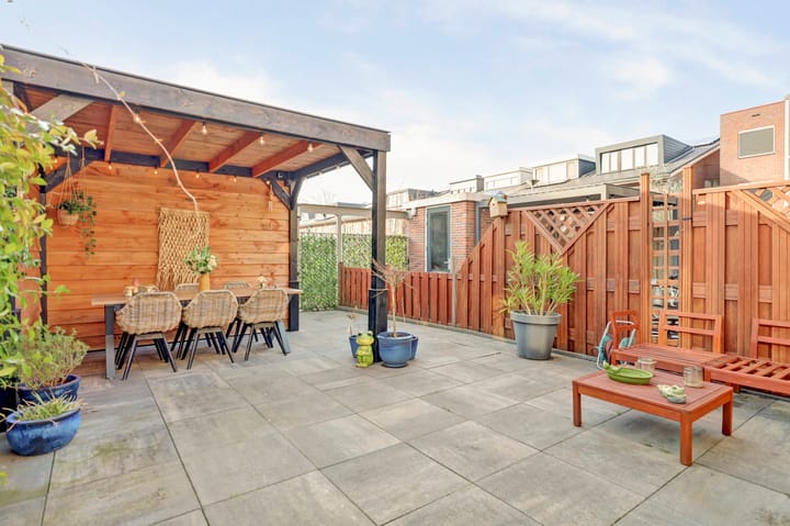 Photo 38 of Beugstraat 68