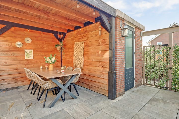 Photo 43 of Beugstraat 68