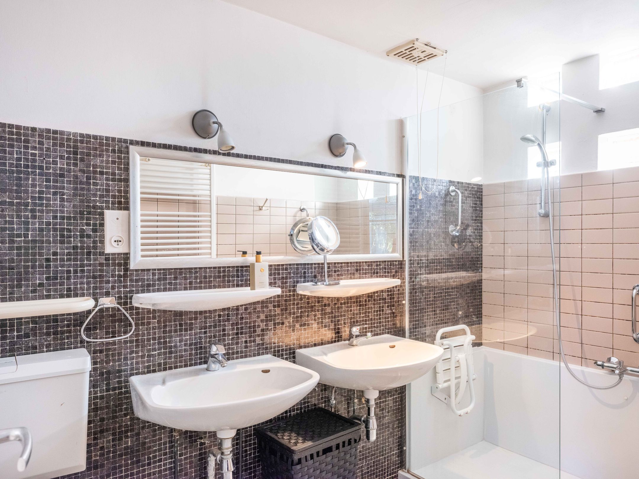 Foto 18 van Karel de Grotelaan 84