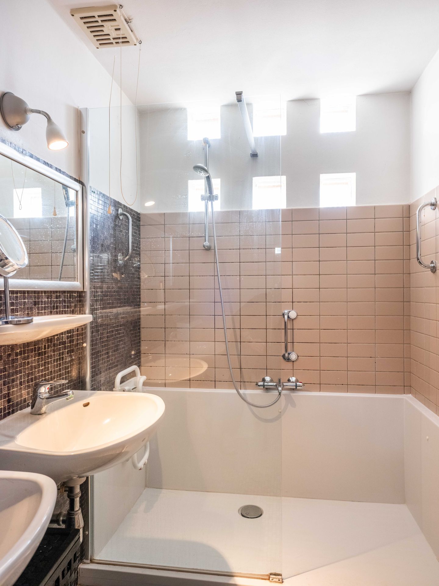 Foto 19 van Karel de Grotelaan 84