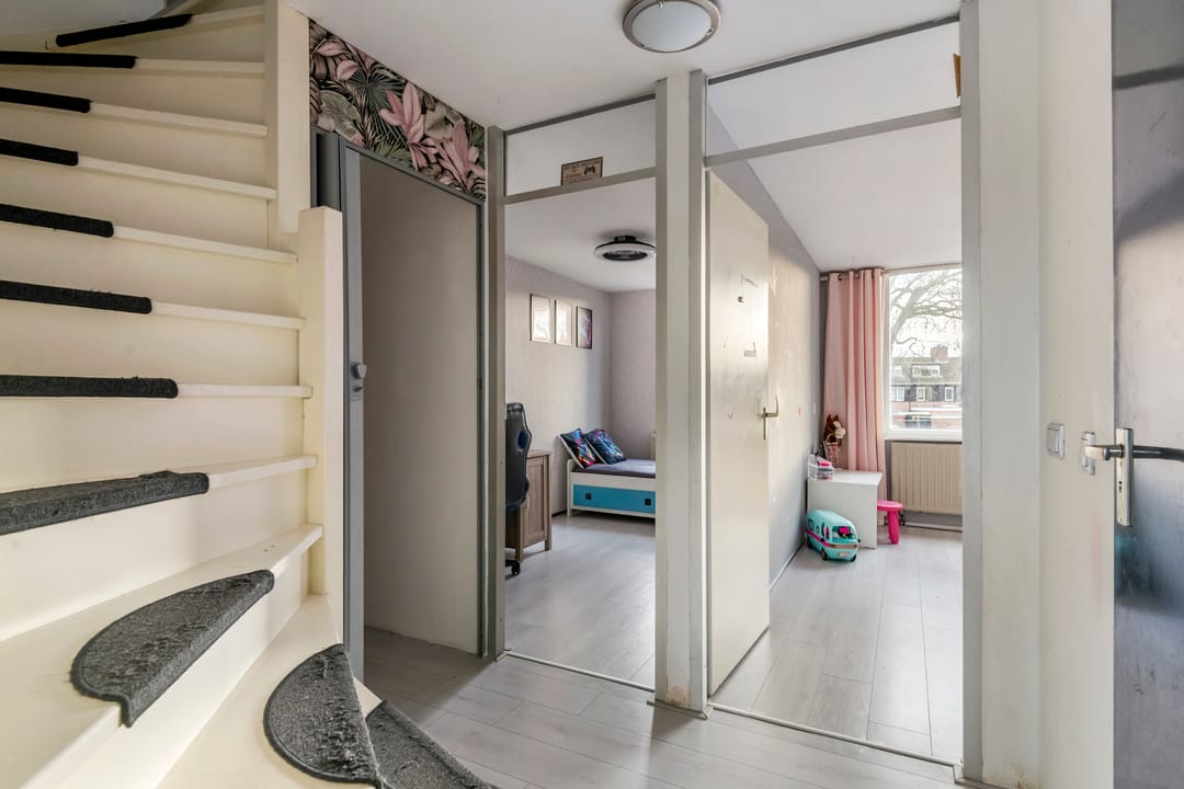 Foto 23 van Simon van Haarlemstraat 38