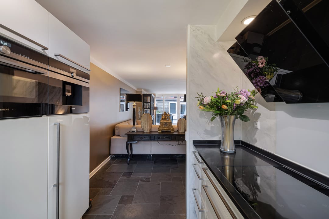 Foto 8 van Johannes Vermeerstraat 11