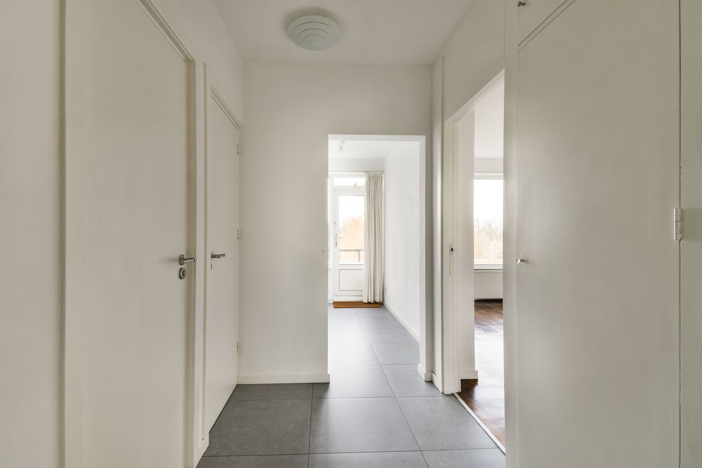 Foto 14 van De Lairesselaan 165