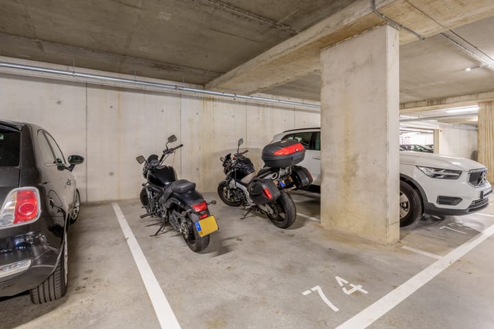 Photo 35 of Fascinatio Boulevard 704-L