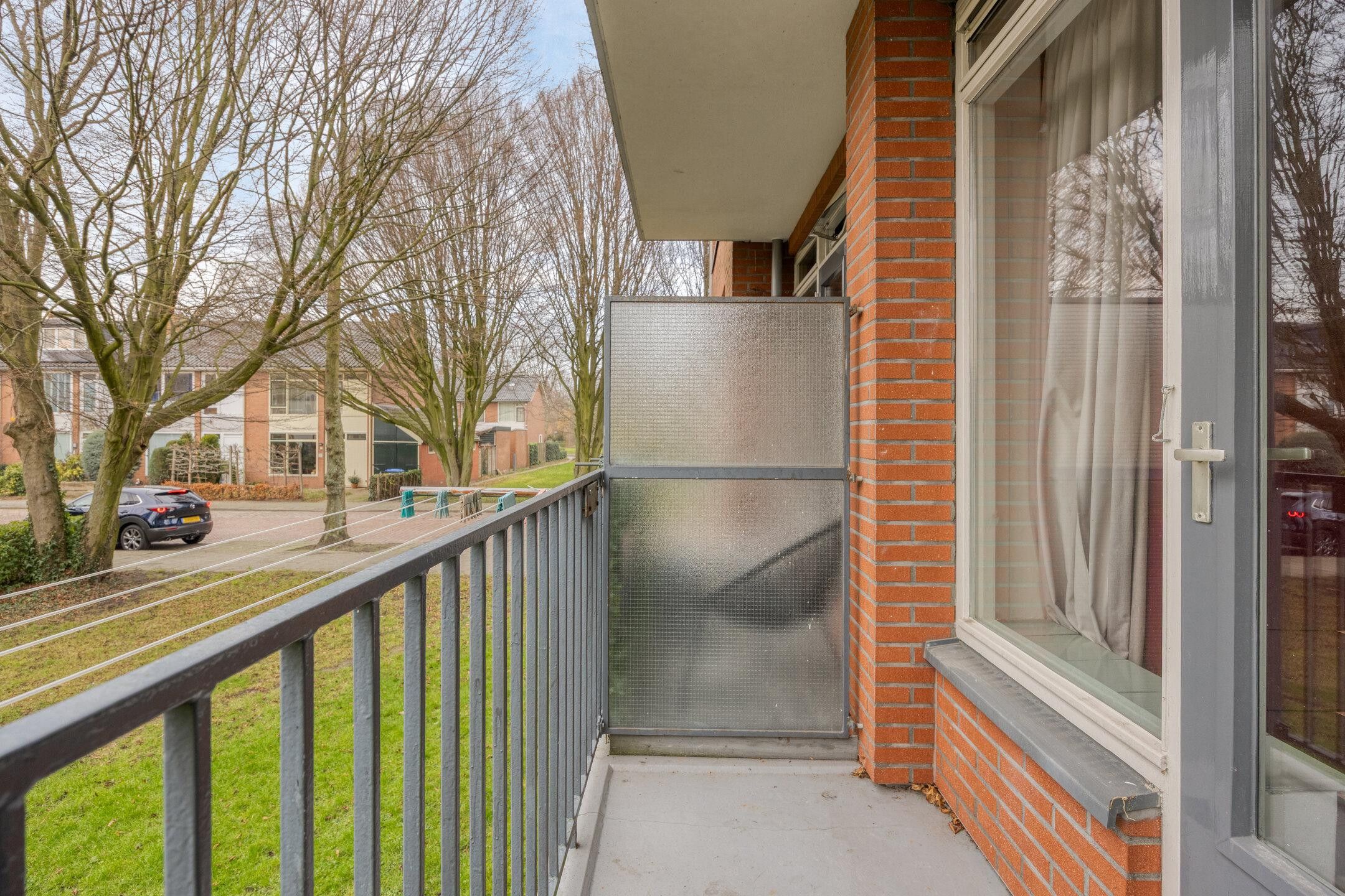 Photo 24 of Peter van Anrooystraat 31